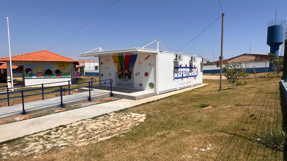 Educação de Cidade Ocidental ganha mais conforto e modernidade com novo refeitório modular na Escola Maria Sueli Maia